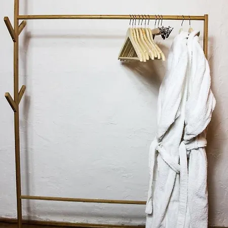 Roth's Apartment *