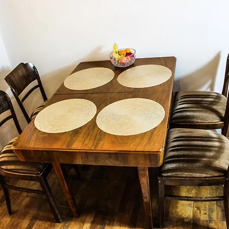 Apartament Roth's